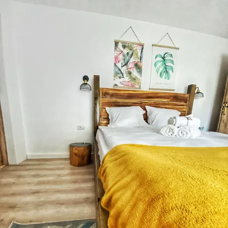 Casa Tatil Evi Galati (Alba)